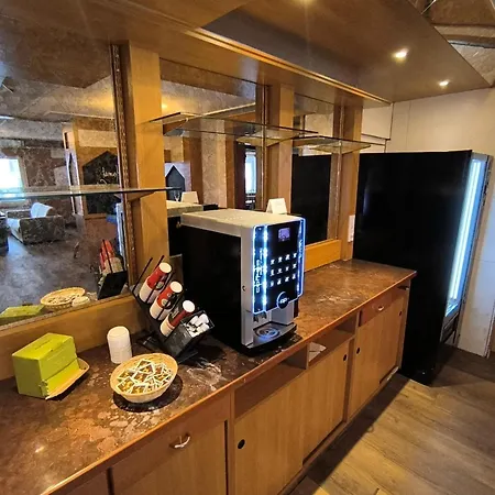 Отель Smart B&b2 Bb2 313 *