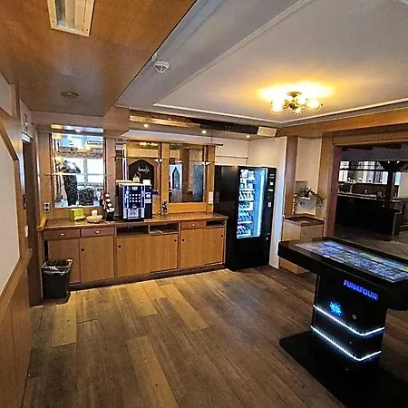 Smart B&b2 Bb2 313 מלון *